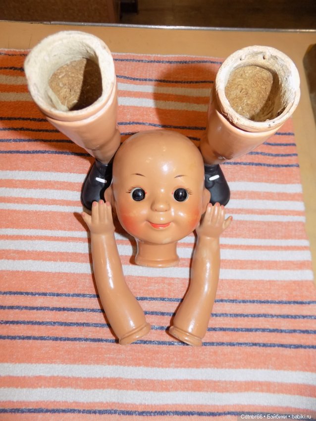 Реставрация опилочной куклы СССР Танюши. Лепим пальцы и ножку