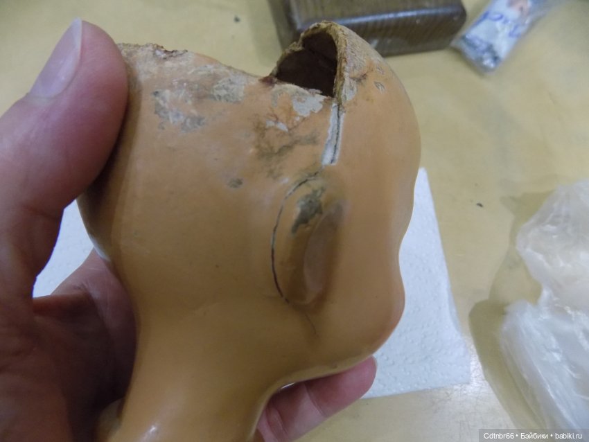 Реставрация опилочной куклы СССР Танюши. Лепим пальцы и ножку