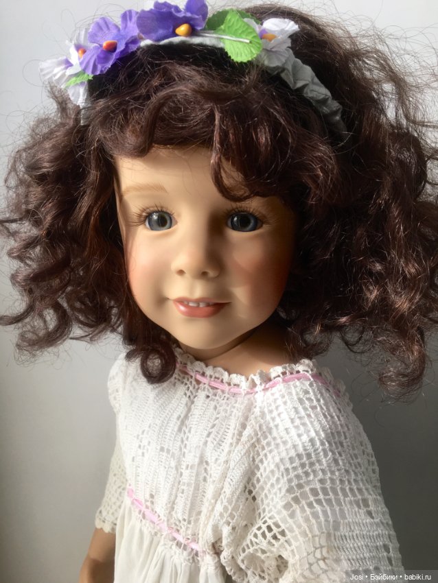 Лучезарная Mira от Sessil Skille девочка - весна