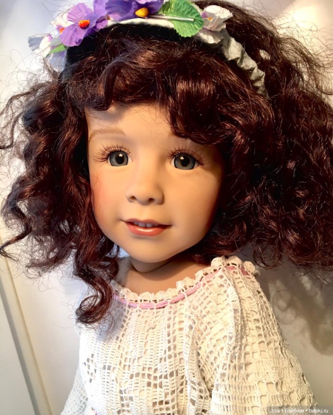 Лучезарная Mira от Sessil Skille девочка - весна