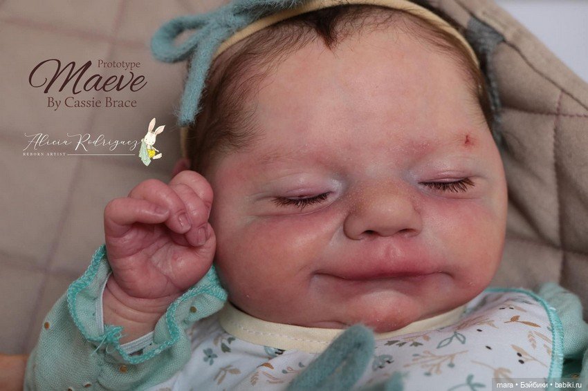 Maeve скульптора Cassie Ann Brace, автор прототипа Alicia Rodriguez