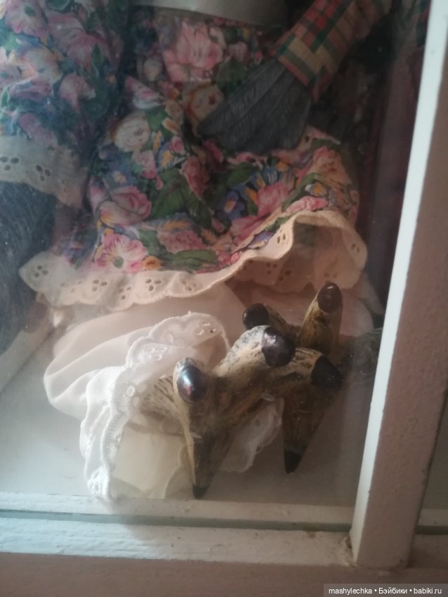 Вариант с витриной для кукол (фото 6)
