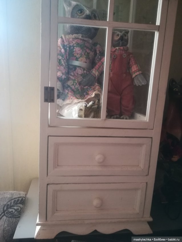 Вариант с витриной для кукол (фото 2)