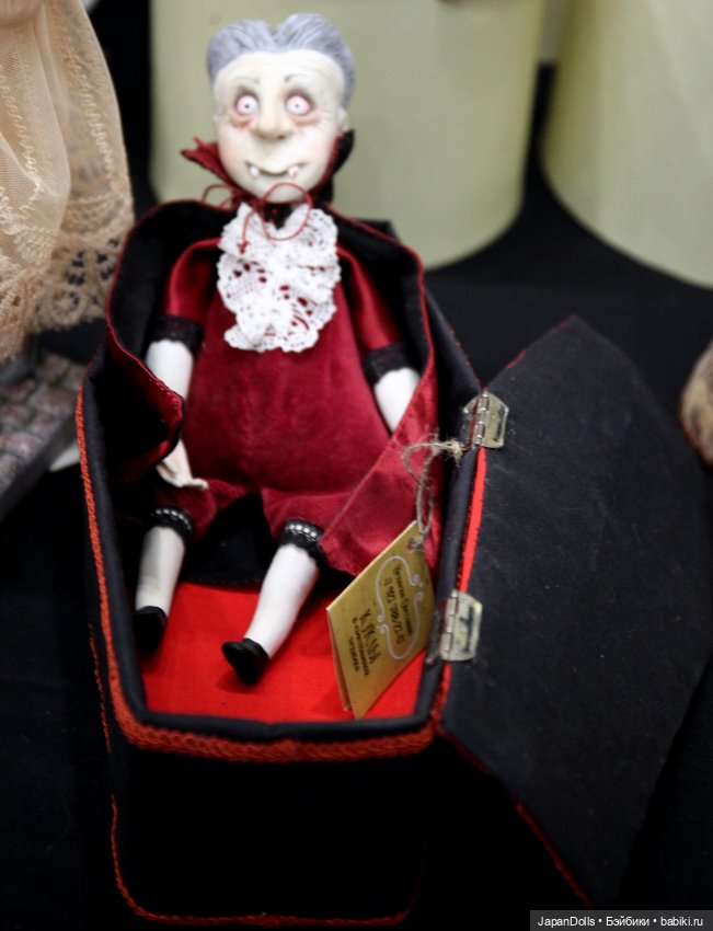 Стенд МОАК на "Весеннем балу кукол на Тишинке" 3-5 марта 2023 года