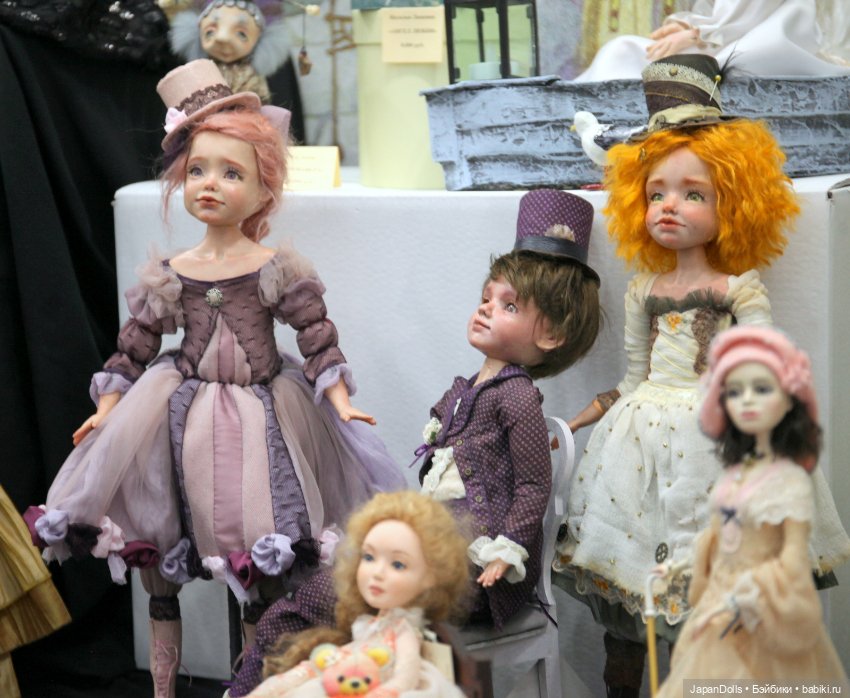 Стенд МОАК на "Весеннем балу кукол на Тишинке" 3-5 марта 2023 года