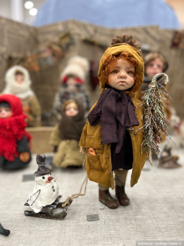 Энни на Весеннем балу кукол