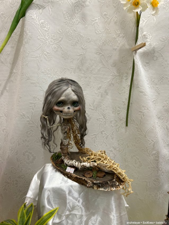 Энни на Весеннем балу кукол