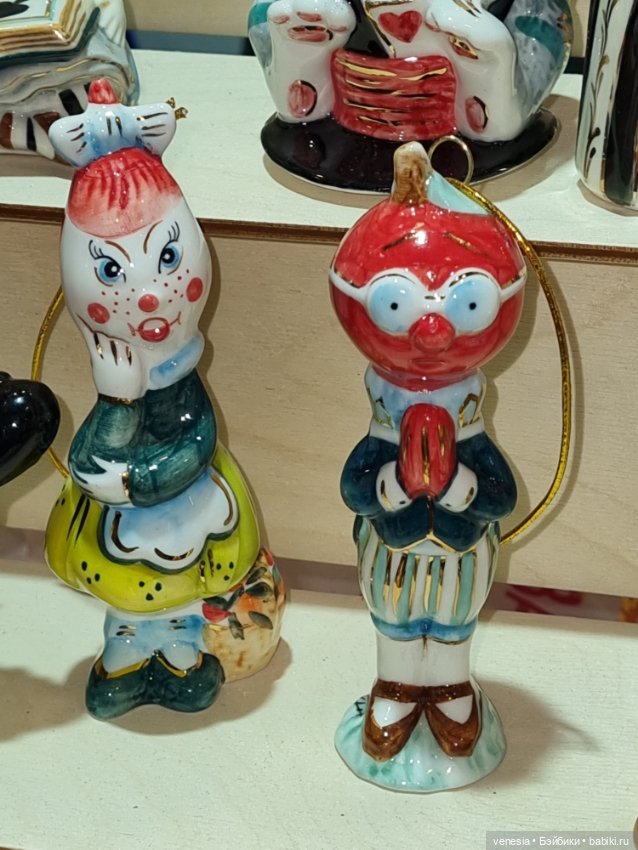 Куколки сувенирные из глины, фарфора, дерева, текстиля с "Ладьи"