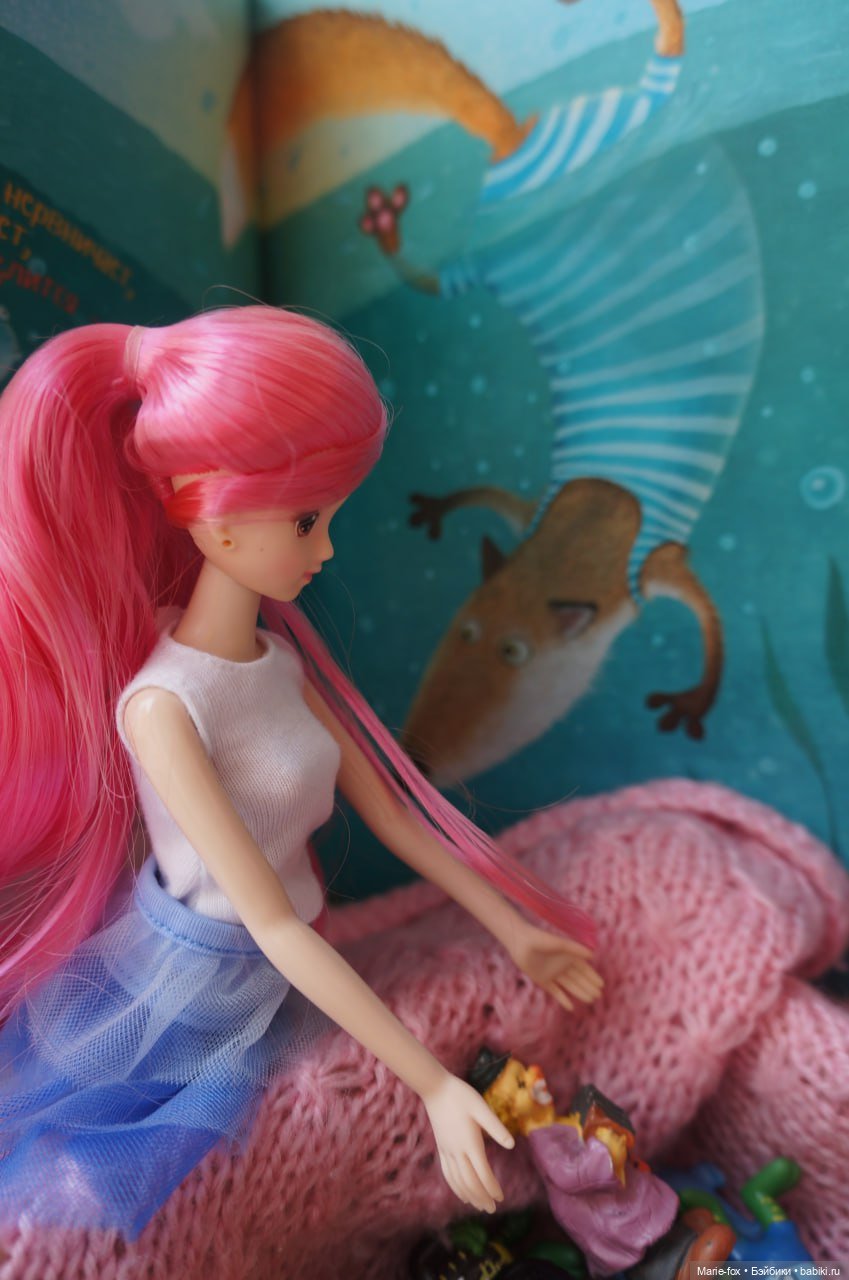 Девушкам из высшего общества! Мои поздравления с наступающим