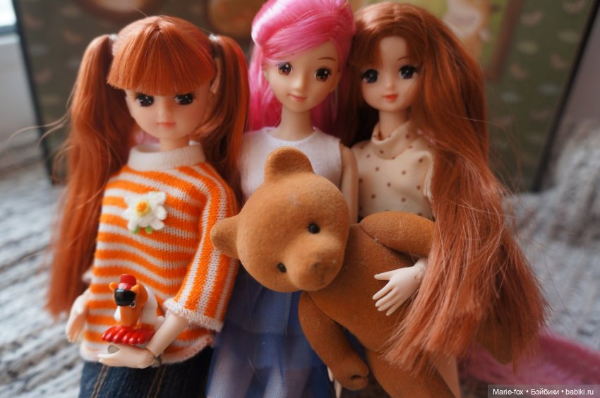 Девушкам из высшего общества! Мои поздравления с наступающим