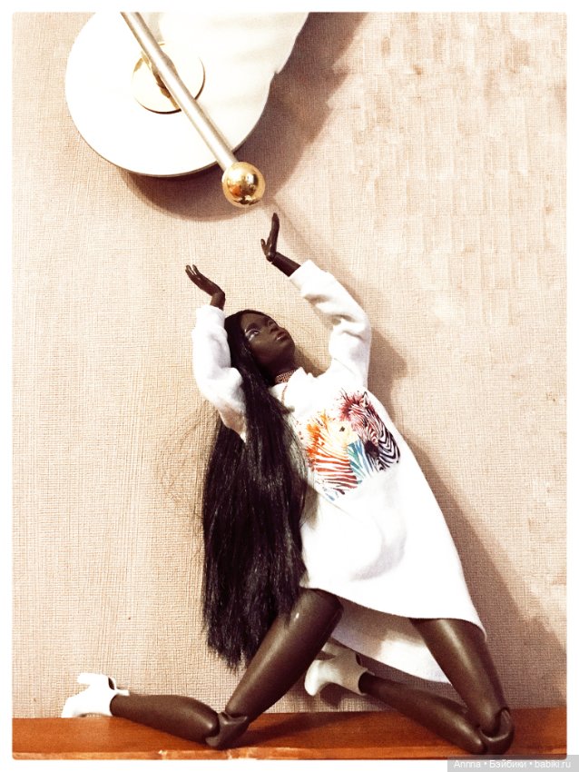 Тёмный шоколад с позолотой. Симона (фото 9)