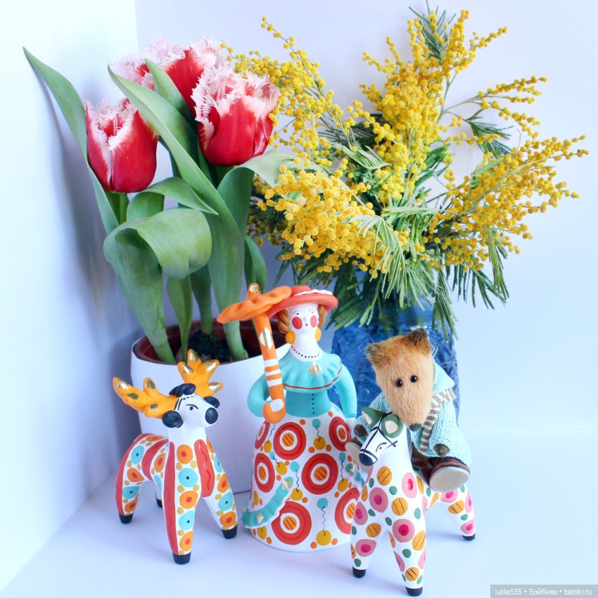 Мартовские цветы и любимые куклы (фото 3)