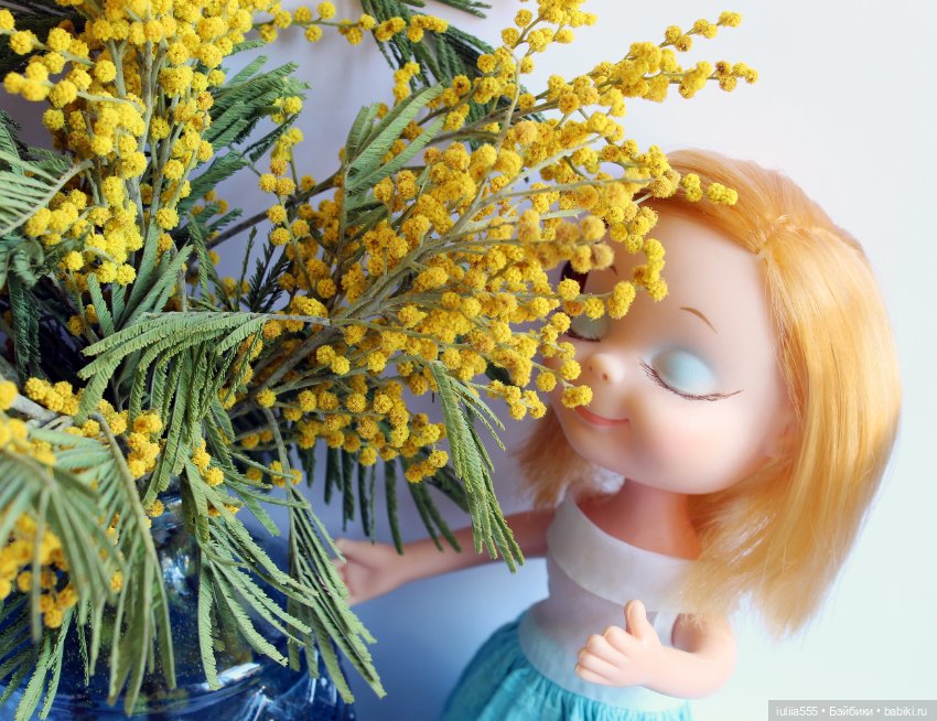 Мартовские цветы и любимые куклы (фото 8)