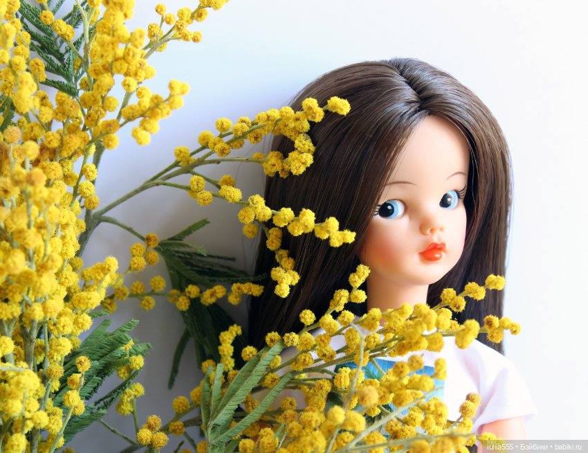 Мартовские цветы и любимые куклы (фото 5)
