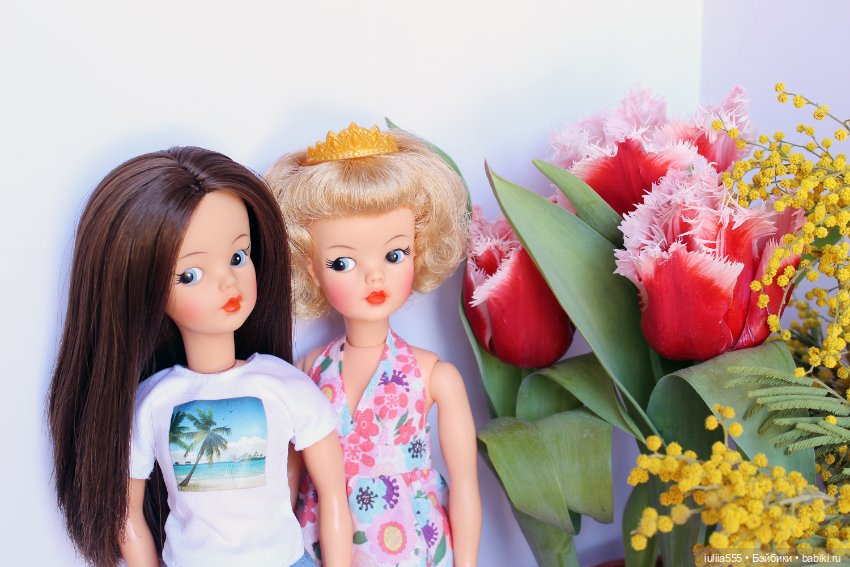 Мартовские цветы и любимые куклы (фото 6)