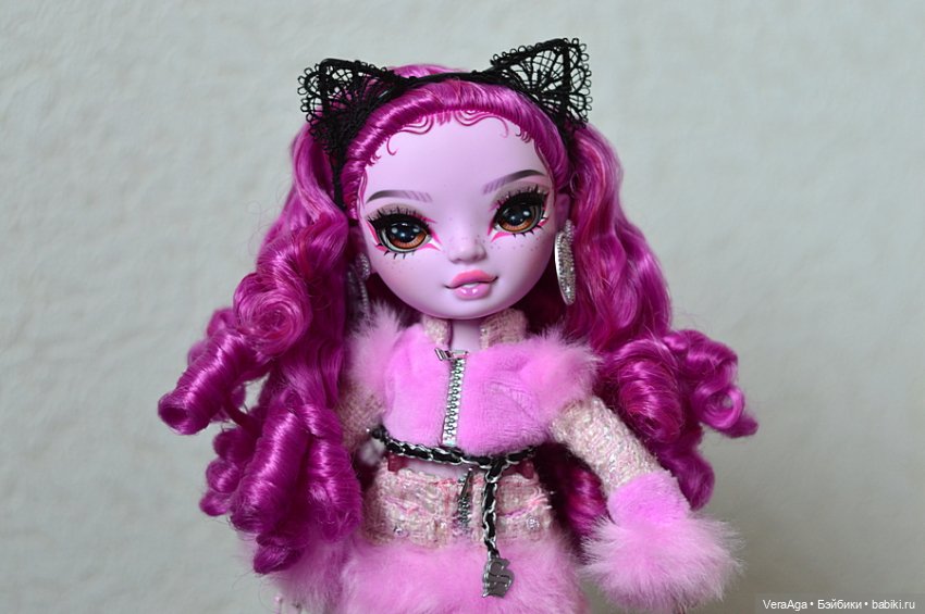 Lola Wilde от Shadow High