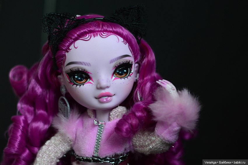 Lola Wilde от Shadow High