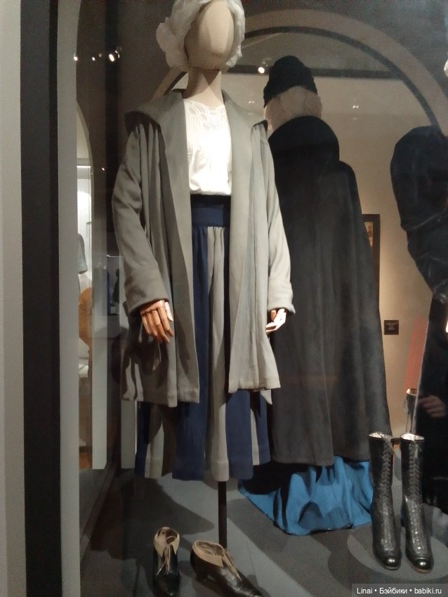 Путешествие в прошлое. Выставка "Кринолин. Жакет. Свитшот"