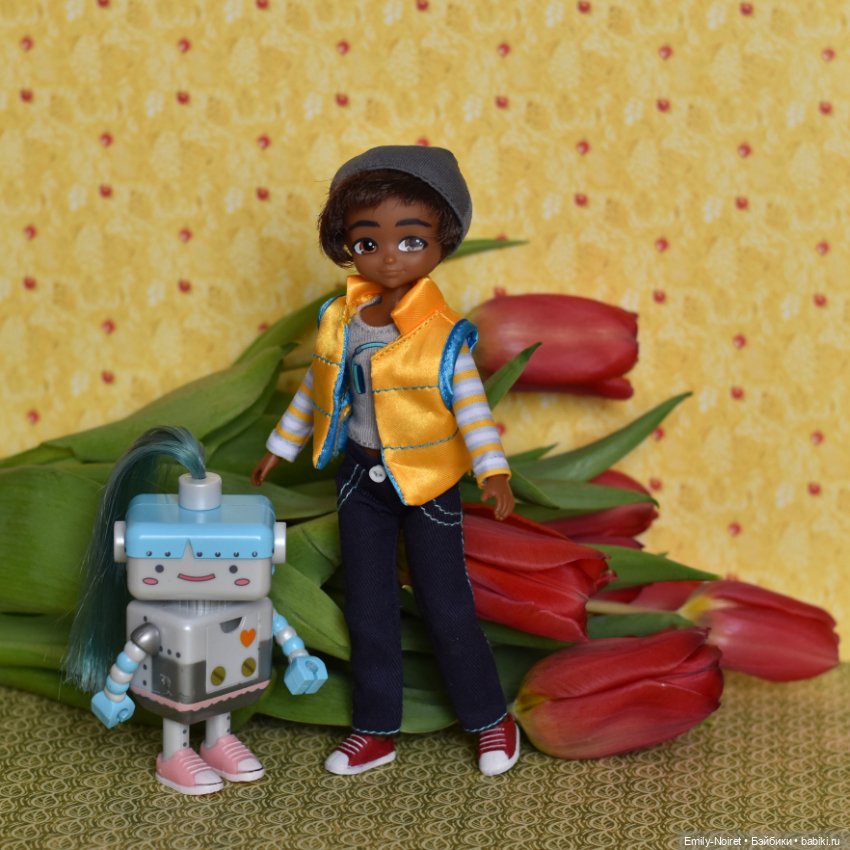 Куколки с тюльпанами — Домашние коллекции кукол: фото собраний (фото 3)