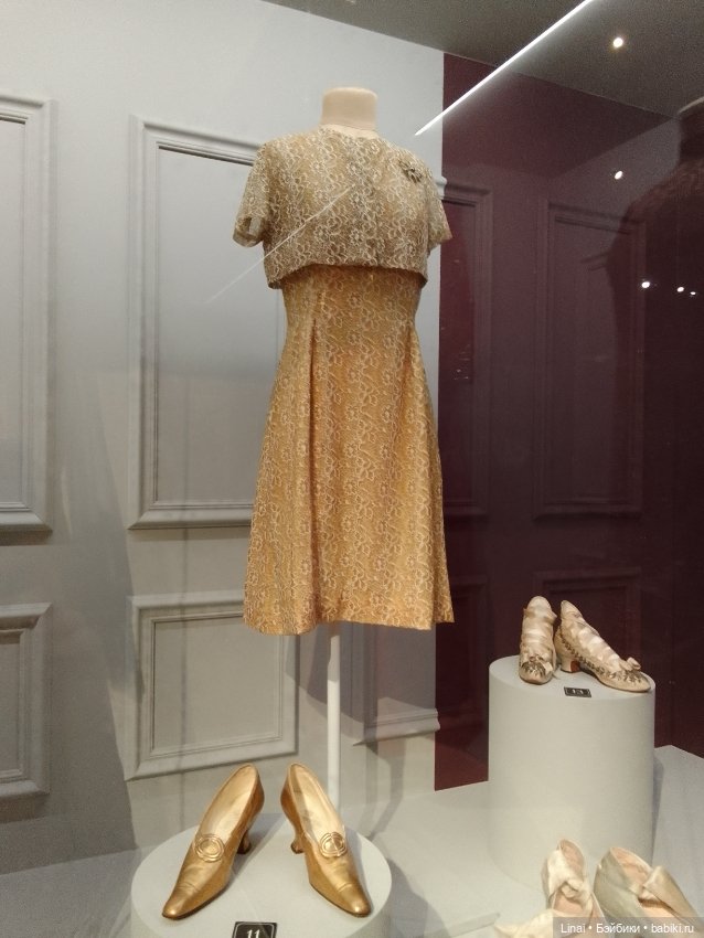 Путешествие в прошлое. Выставка "Кринолин. Жакет. Свитшот"