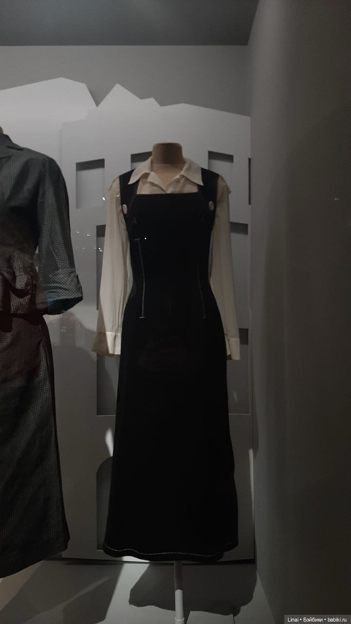 Путешествие в прошлое. Выставка "Кринолин. Жакет. Свитшот"