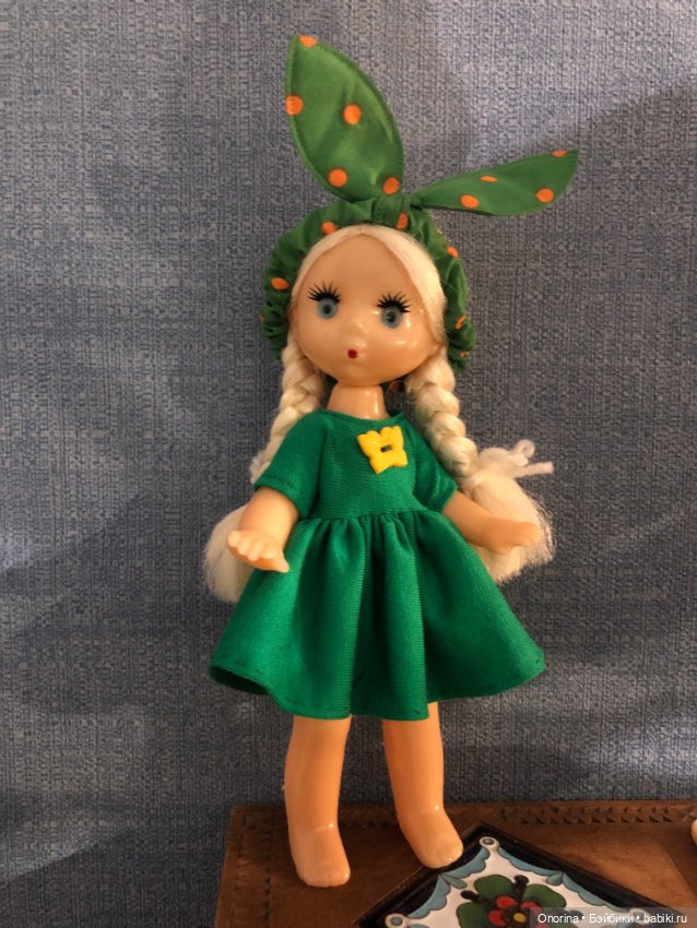 Леночка в зелёном — Одежда и обувь для кукол своими руками: фото