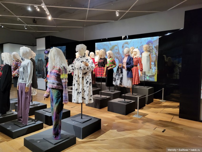 Машина времени или Кринолин. Жакет. Свитшот