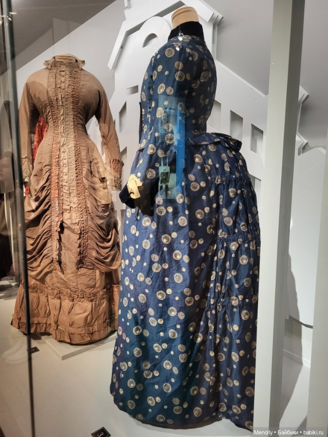 Машина времени или Кринолин. Жакет. Свитшот