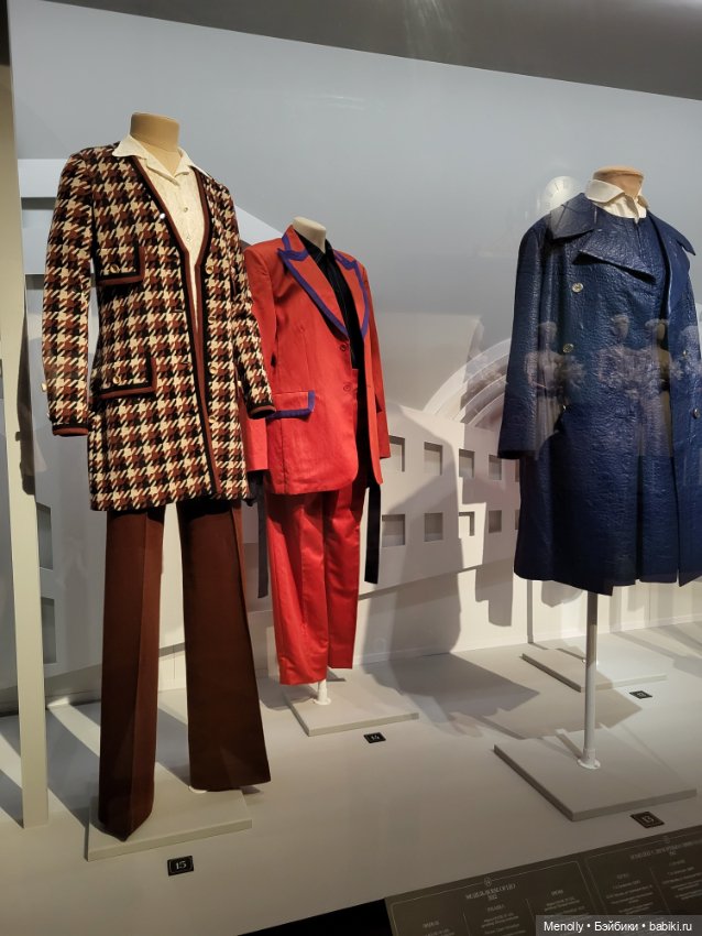 Машина времени или Кринолин. Жакет. Свитшот