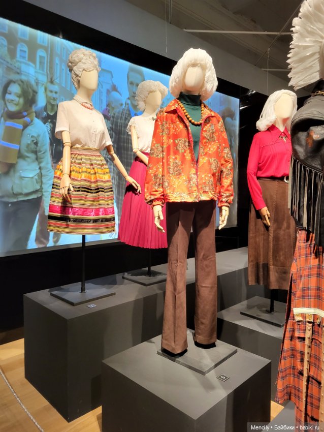 Машина времени или Кринолин. Жакет. Свитшот