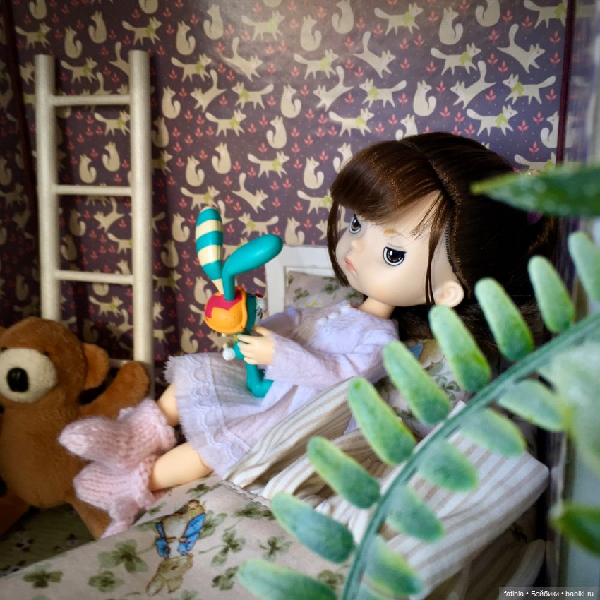 Старая кроватка — Румбоксы и кукольные интерьеры: фото (фото 4)