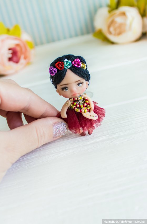 Миниатюрная куколка Фрида (фото 5)