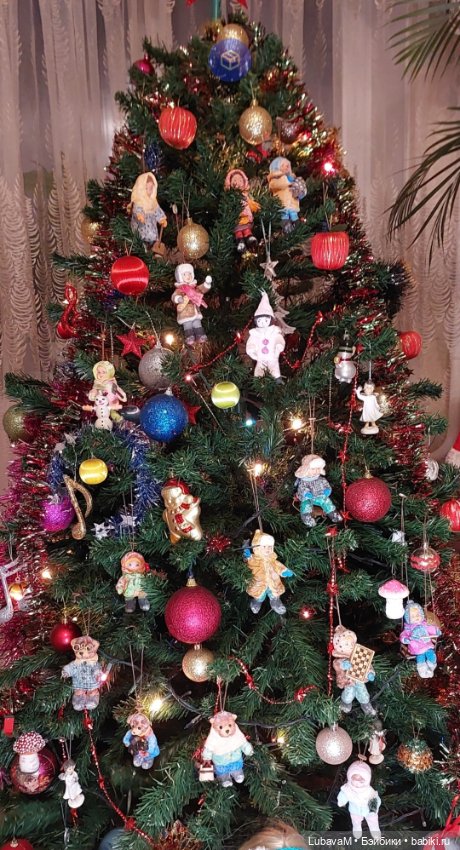 Три поколения — Новый год и Рождество: праздничные фото кукол (фото 9)