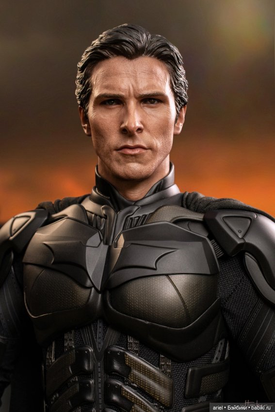 В Гонконге состоялся релиз фигурки Бэтмена от Hot Toys по трилогии Нолана