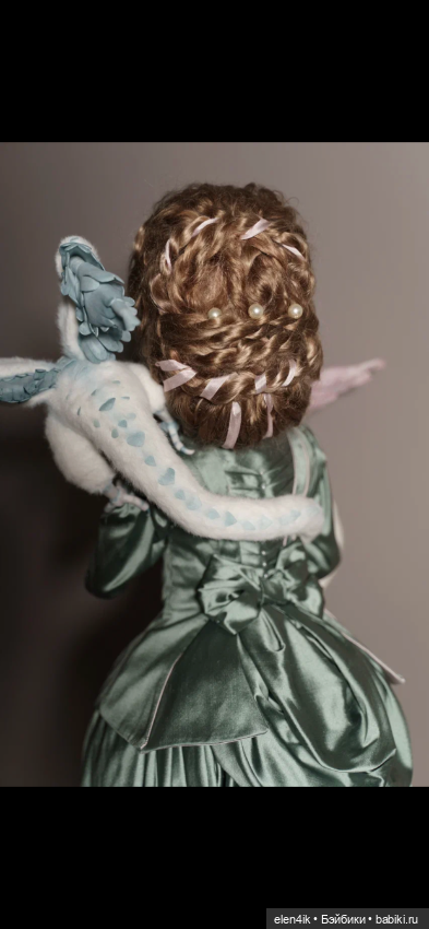 Эмили и ее друзья птицедраконы