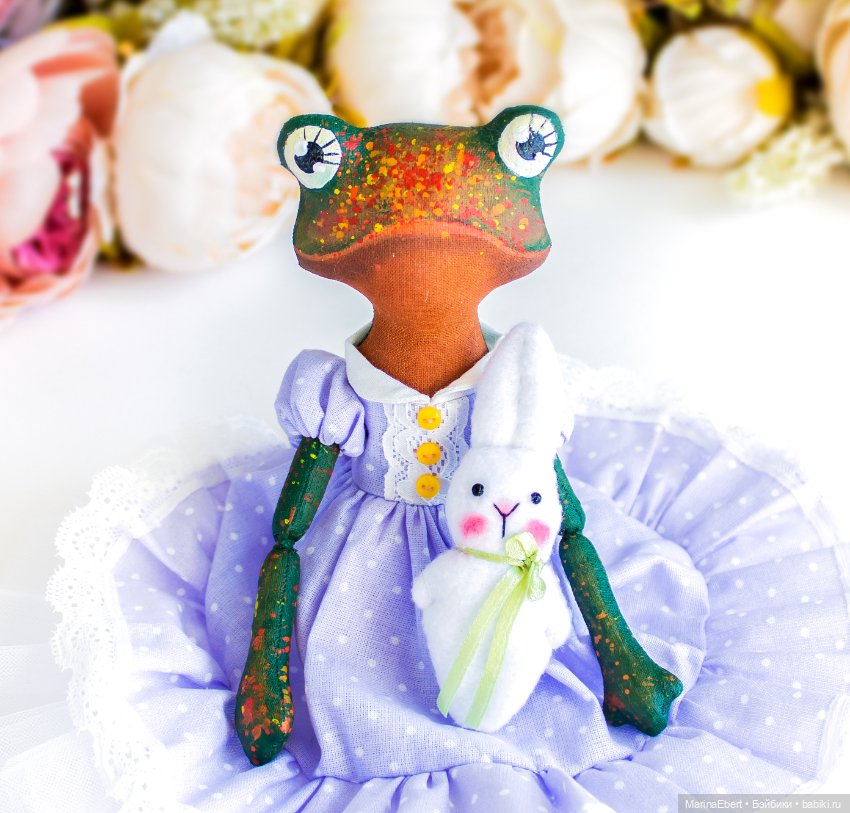 Текстильная лягушка — Авторские игрушки из разных материалов: синельная проволока (фото 8)