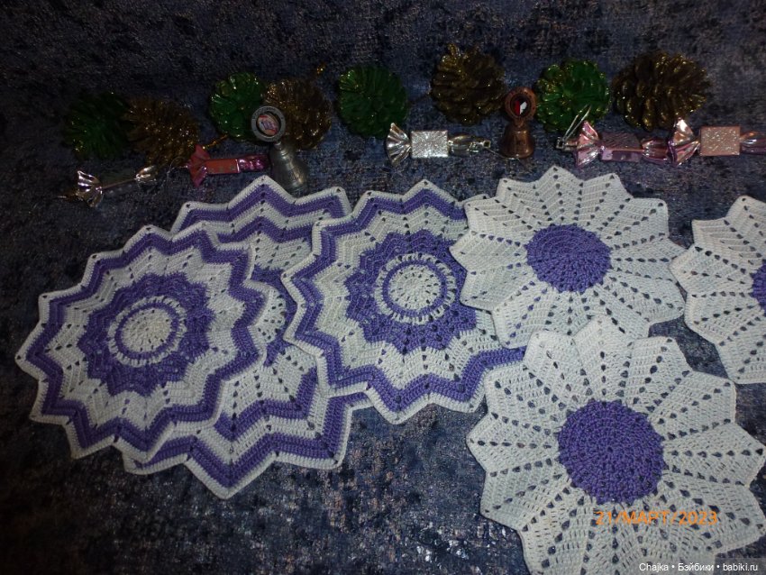 Аксессуары для кукольных домиков, фото сессий - "СИРЕНЬКА" большой набор вязаных салфеток (фото 10)