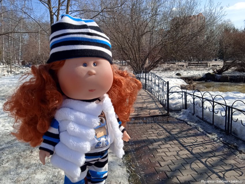 Булочки на прогулке — Куклы Nines d'Onil (Нинес): Миа (Mia) (фото 9)