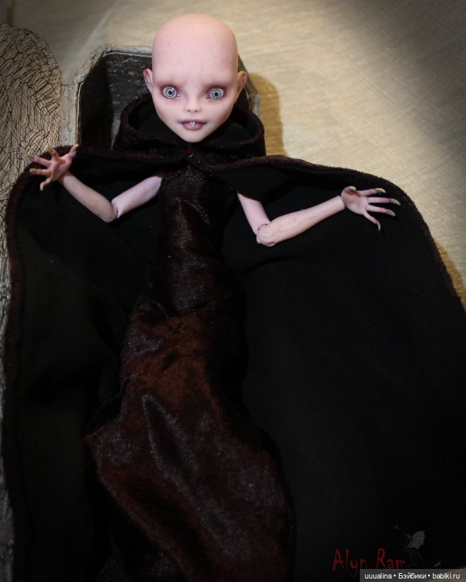 ООАК моего авторства Девочка-Носферату ч.1 (фото не для пугливых ))