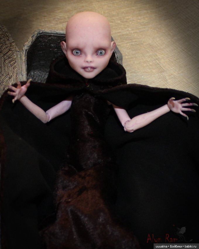 ООАК моего авторства Девочка-Носферату ч.1 (фото не для пугливых ))