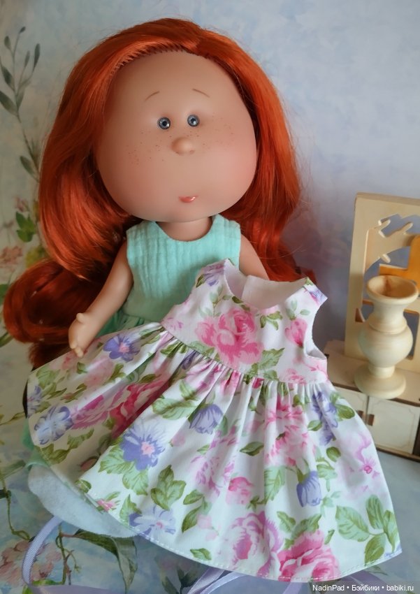 Мотя и подарок — Куклы Nines d'Onil (Нинес): Миа (Mia) (фото 9)