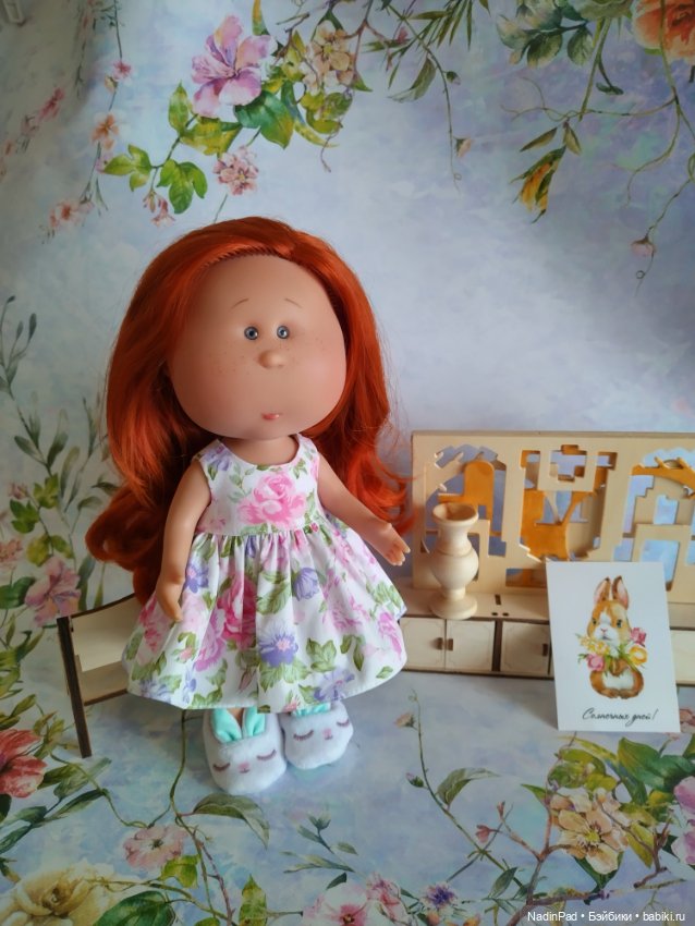 Мотя и подарок — Куклы Nines d'Onil (Нинес): Миа (Mia)