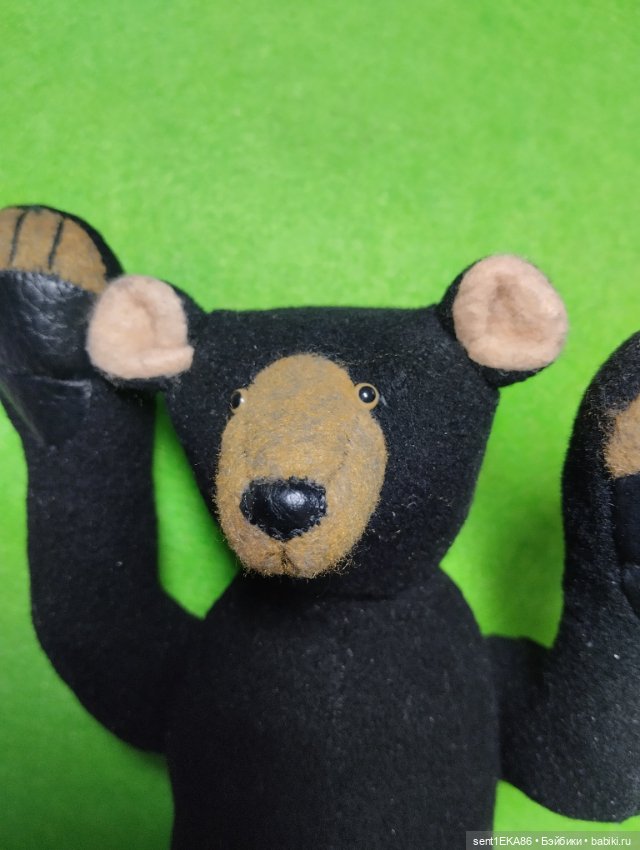 Как вам новый мишка — Авторские игрушки из разных материалов: синельная проволока (фото 8)