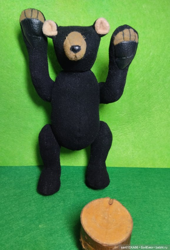 Как вам новый мишка — Авторские игрушки из разных материалов: синельная проволока (фото 3)