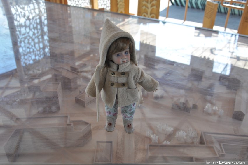 Джо (от Miroxdolls) знакомится с деревянным зодчеством начала ХХ века