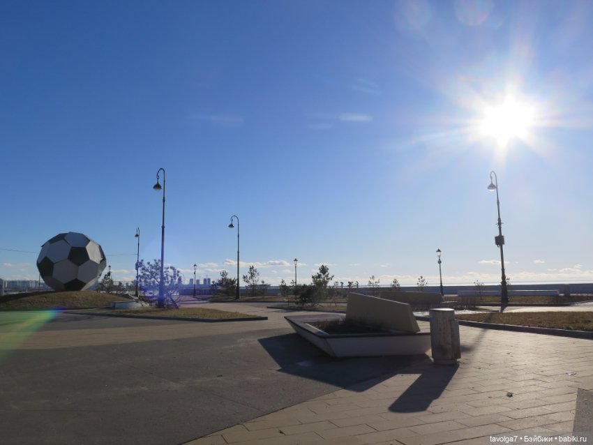 "Jem and the Holograms" от Hasboro 1980х и весенний Питер