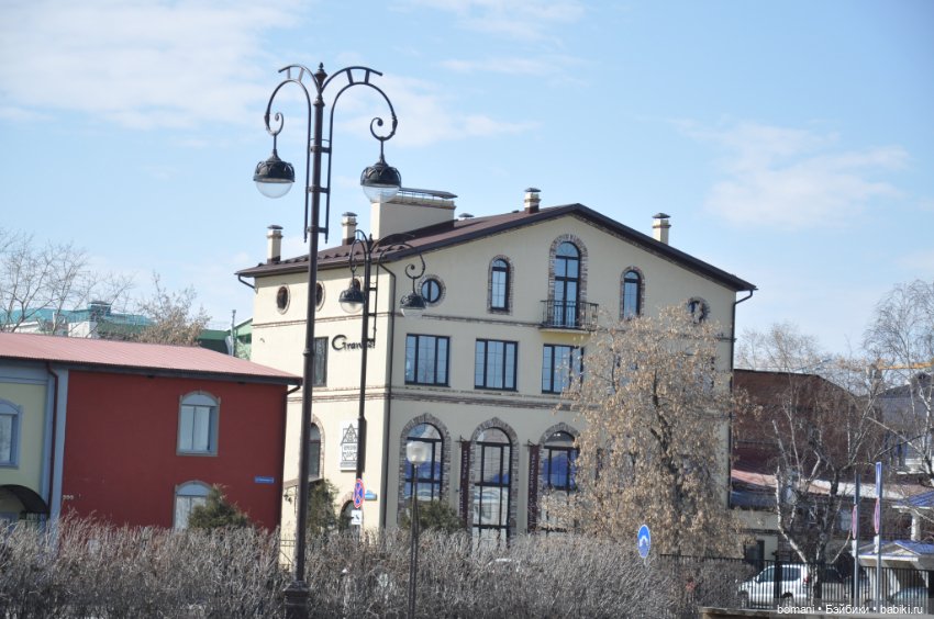 Джо (от Miroxdolls) знакомится с деревянным зодчеством начала ХХ века