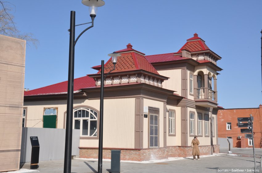 Джо (от Miroxdolls) знакомится с деревянным зодчеством начала ХХ века