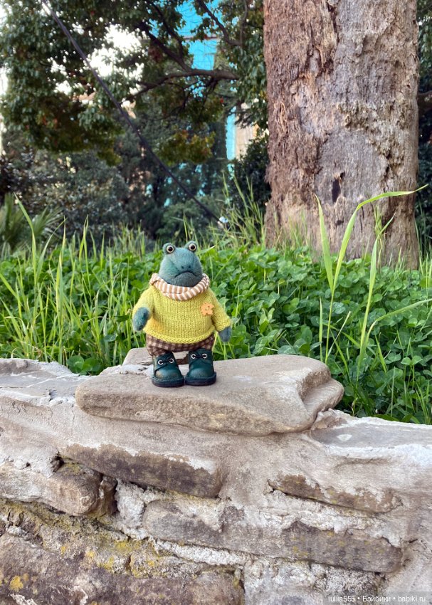 Парочка на весенней прогулке