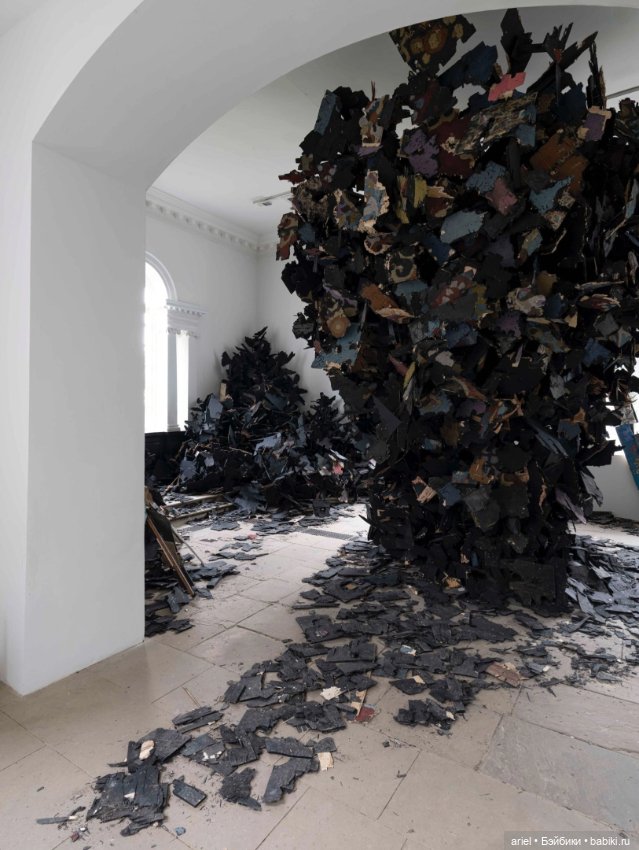 Новая инсталляция художника Леонардо Дрю (Leonardo Drew) (фото 3)